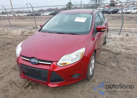 2013 Ford Focus Se z USA, uszkodzony, nr VIN 1FADP3F21DL332062